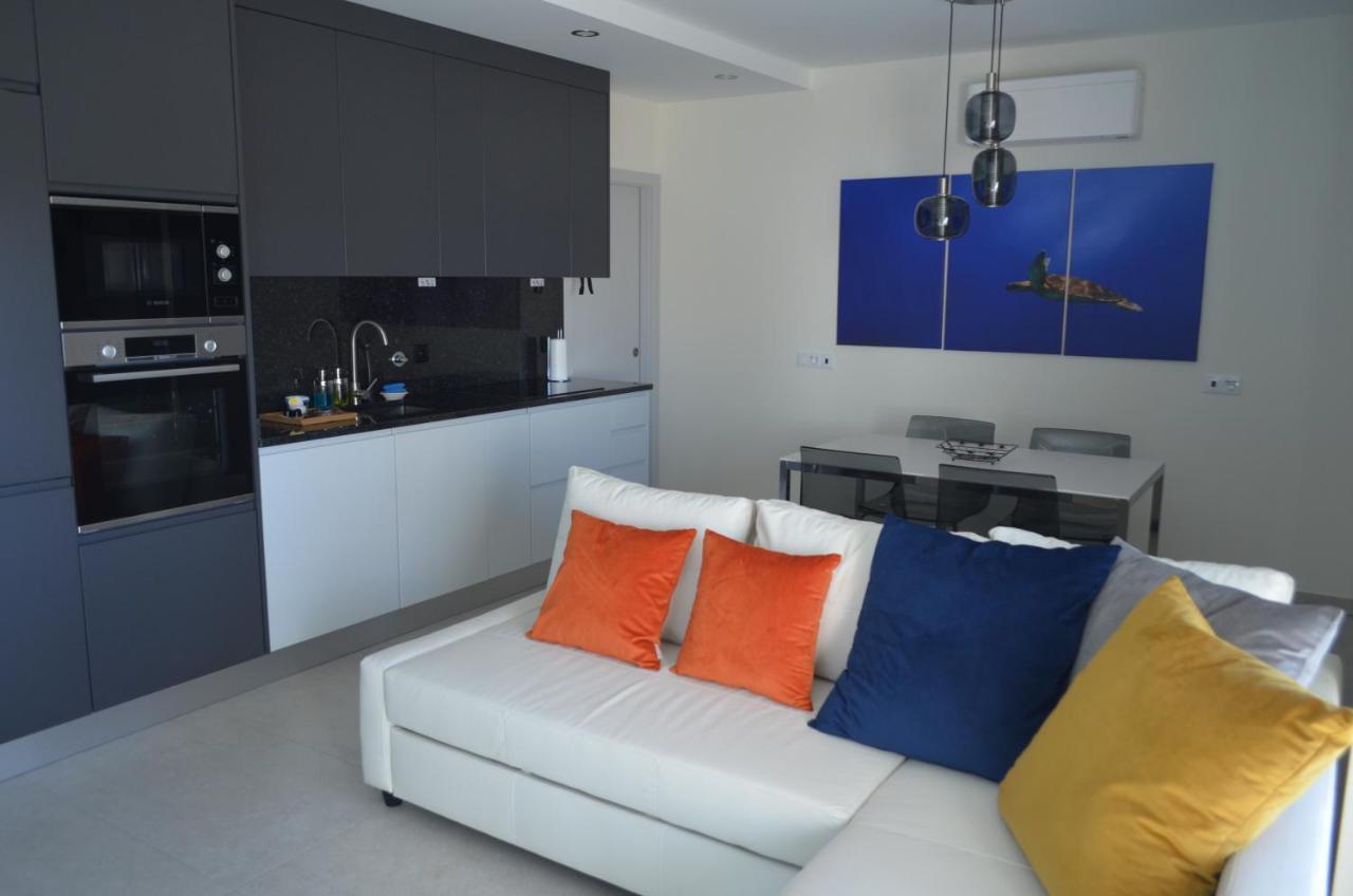 Above The Beach, 10 Min From The City Center - Casa Da Tartaruga ラゴス エクステリア 写真